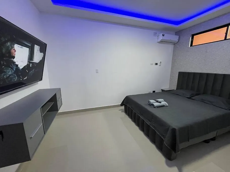 公寓 Suite Jacuzzi - Piso 2 - A 10Min Consulado Americano 瓜亚基尔